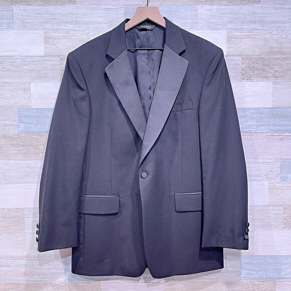 Jos A Bank Notch Collar Tuxedo Suit Black Mens 42R Jacket 36R Pleated Pants - Picture 2 of 12